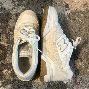 Womens New Balance 550’s